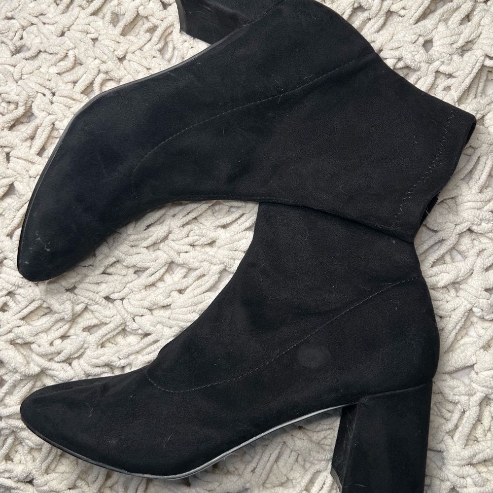 Steve Madden Glove Ankle Bootie